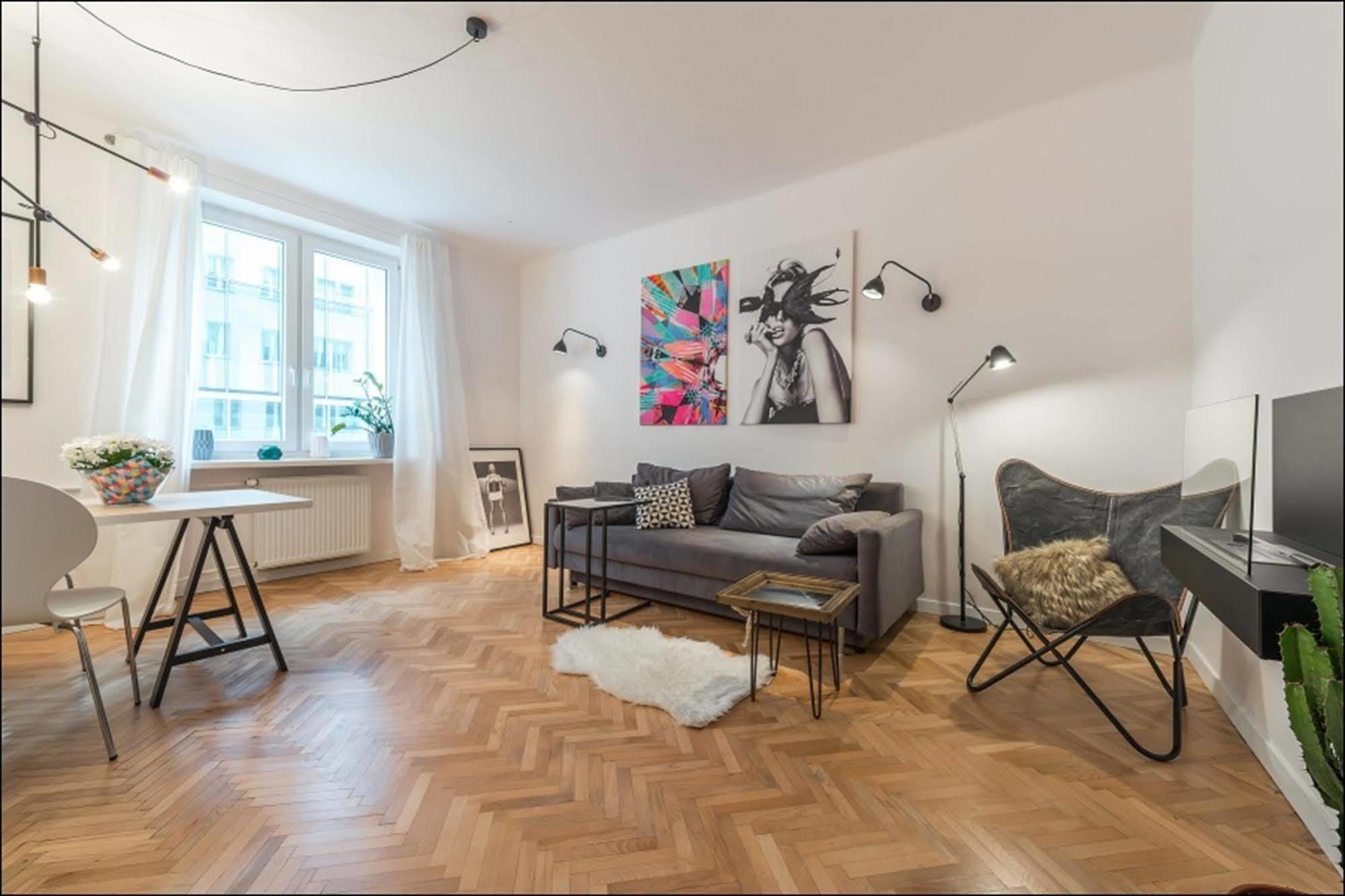 ורשה P&O Apartments Metro Centrum מראה חיצוני תמונה