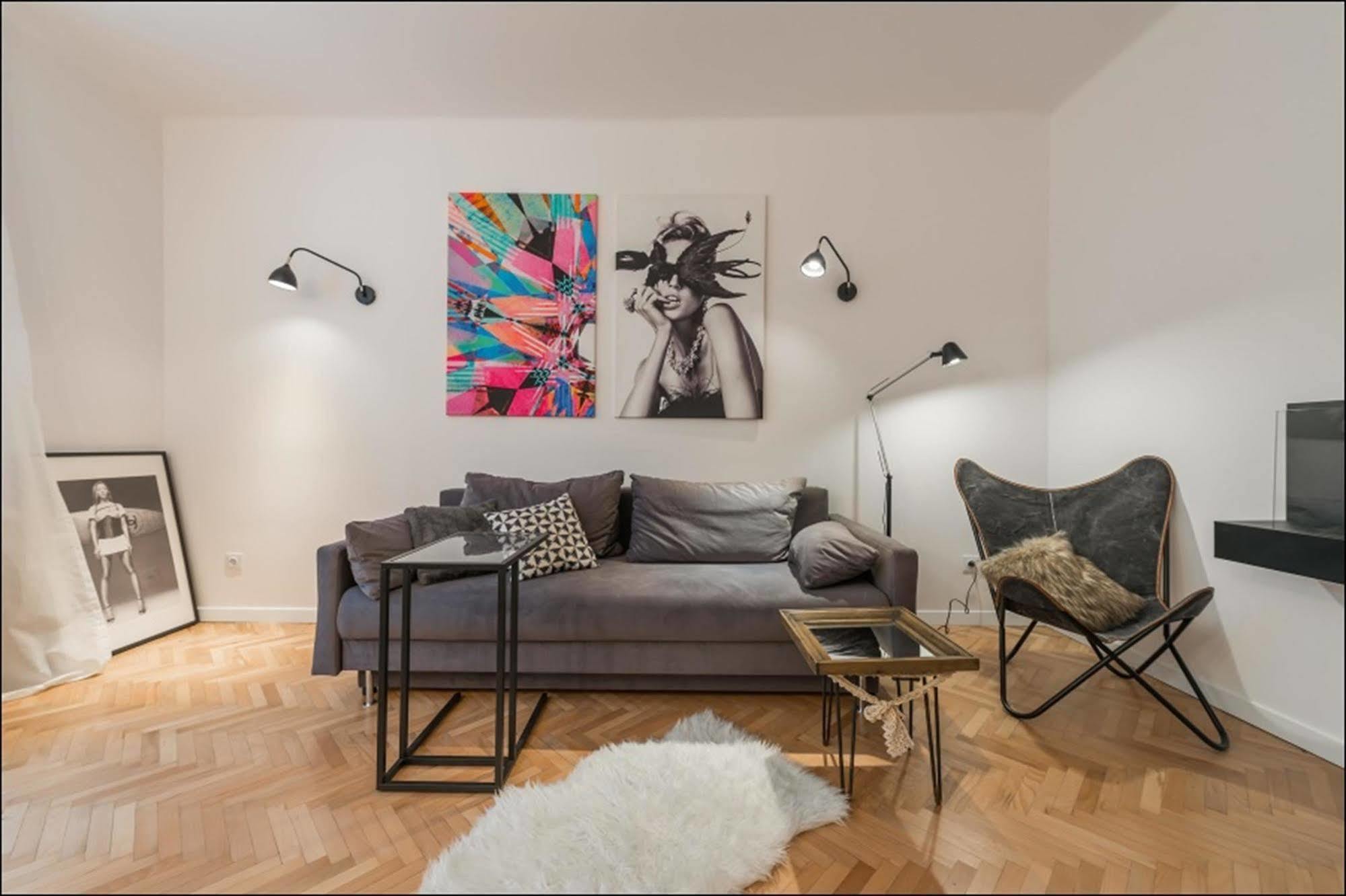 ורשה P&O Apartments Metro Centrum מראה חיצוני תמונה