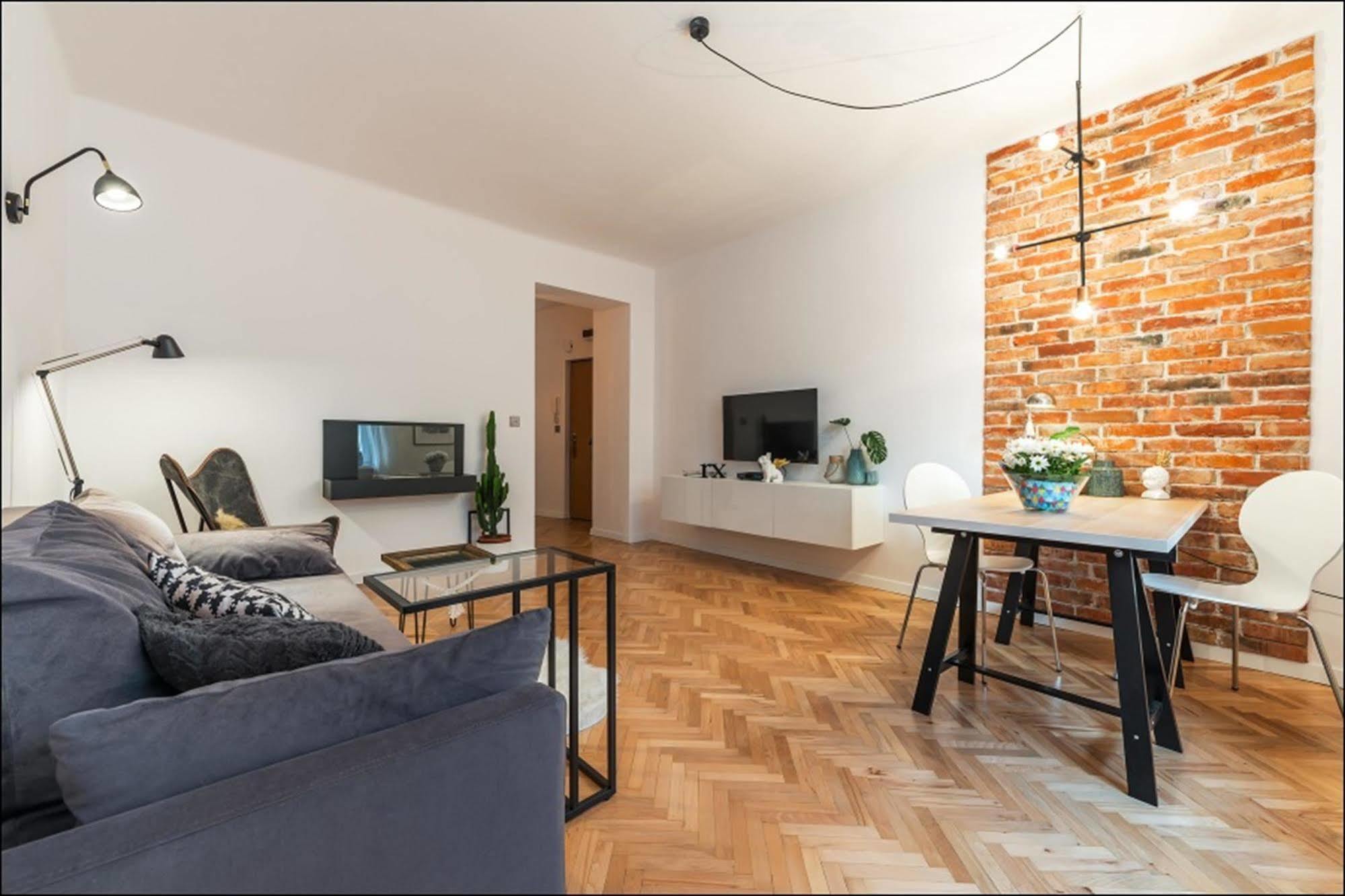 ורשה P&O Apartments Metro Centrum מראה חיצוני תמונה