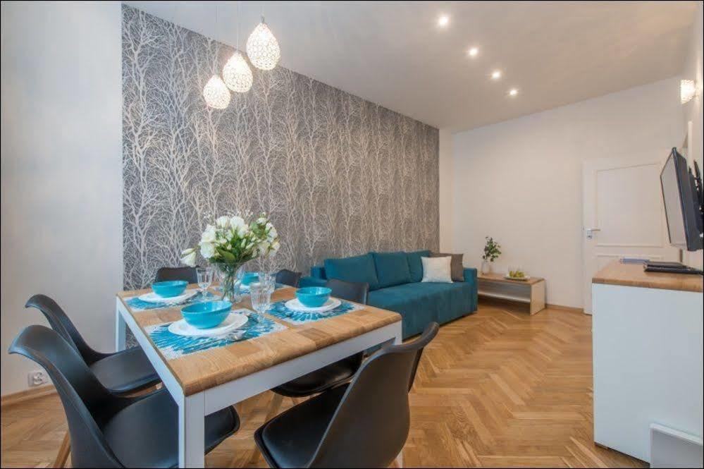 ורשה P&O Apartments Metro Centrum מראה חיצוני תמונה